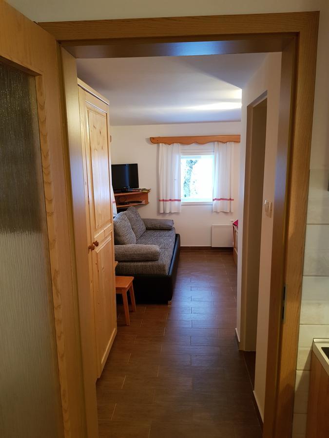 Penzion Pr' Betel Jesenice Esterno foto
