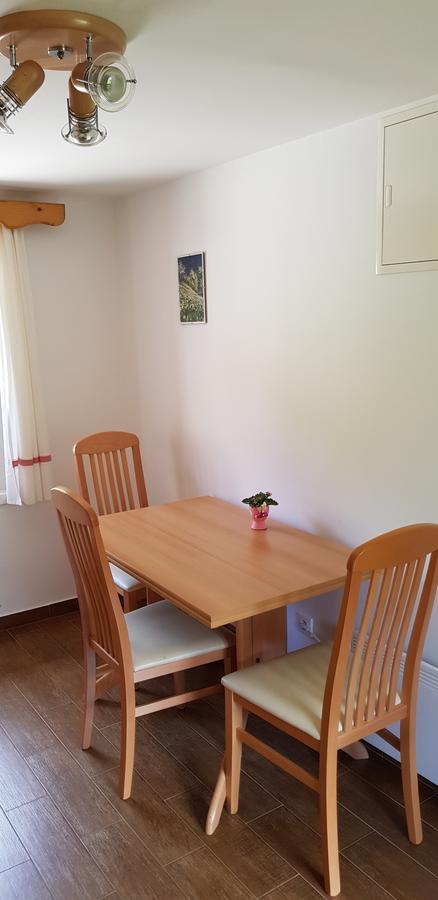 Penzion Pr' Betel Jesenice Esterno foto